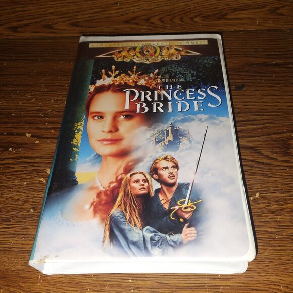 The Princess Bride (from 1987) MGM Family Edition (VHS, 1998) w/ Clamshell Case - Picture 1 of 8